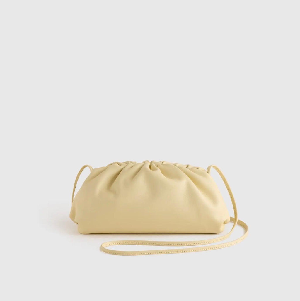 Naomi Clutch